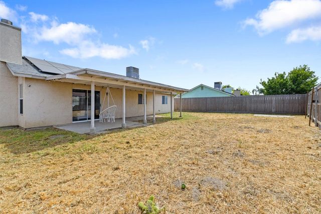 763 Balboa Avenue, Lemoore, CA 93245