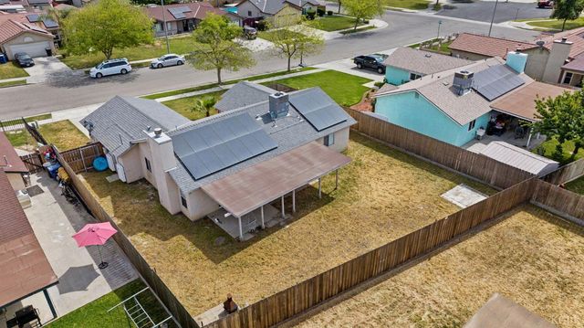 763 Balboa Avenue, Lemoore, CA 93245