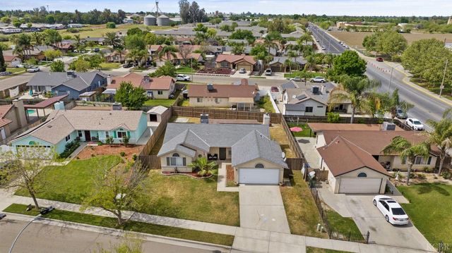 763 Balboa Avenue, Lemoore, CA 93245