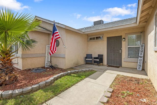 763 Balboa Avenue, Lemoore, CA 93245