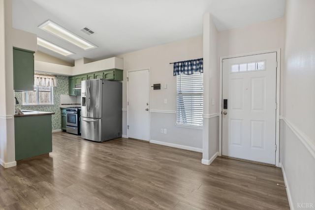 763 Balboa Avenue, Lemoore, CA 93245