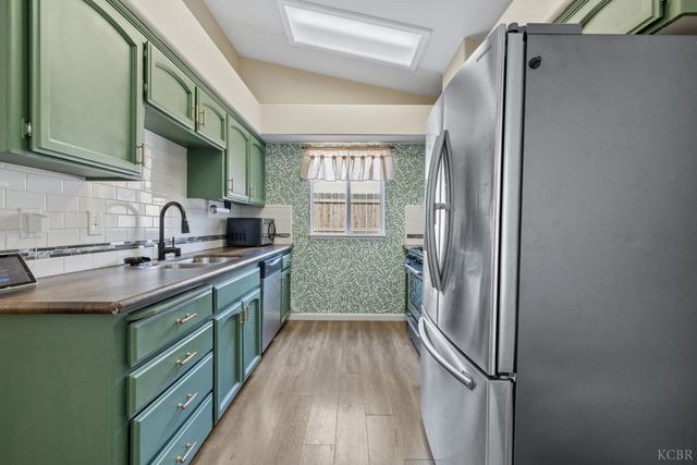 763 Balboa Avenue, Lemoore, CA 93245