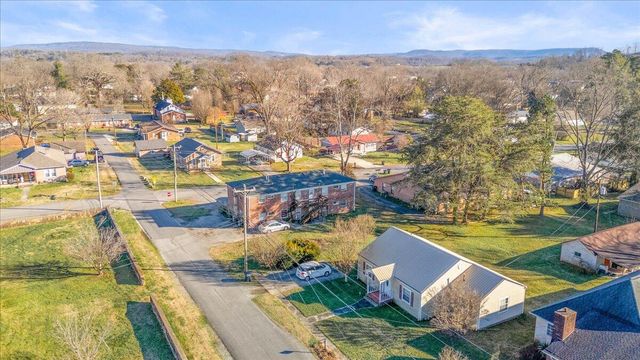 411 Elm Avenue, Jasper, TN 37347