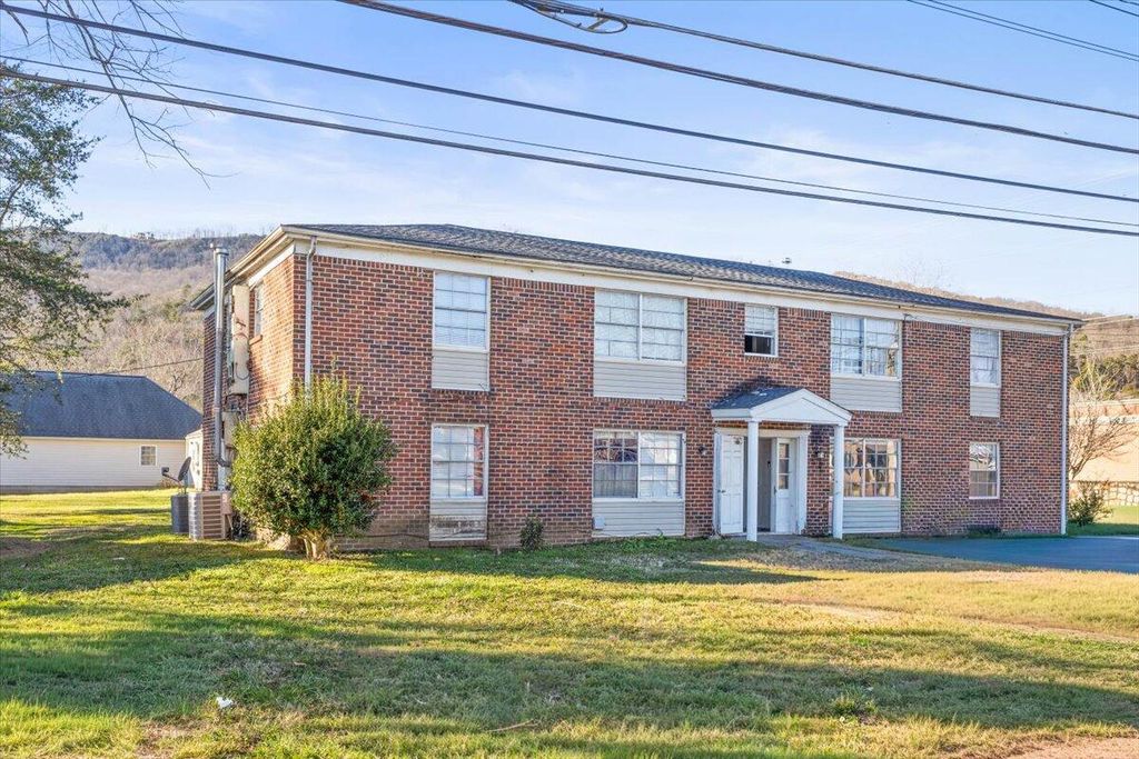 411 Elm Avenue, Jasper, TN 37347