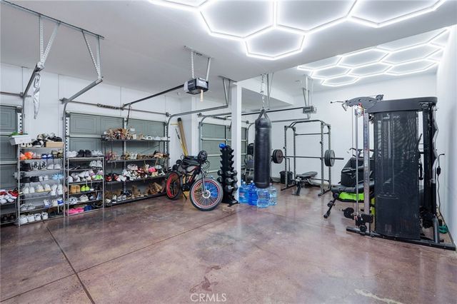 5831 Evening Sky, Simi Valley, CA 93063