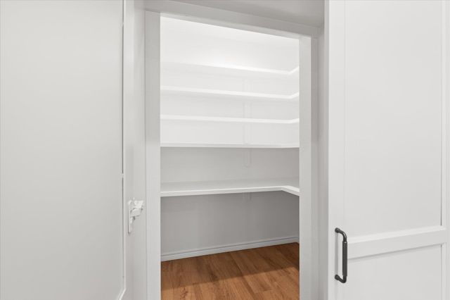 2802 Peregrine Trl, Longview, TX 75605