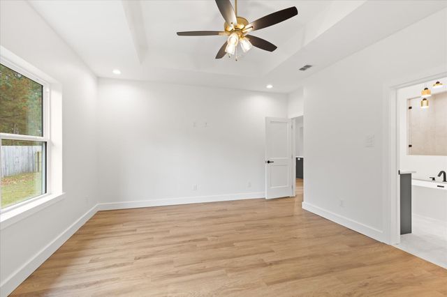 2802 Peregrine Trl, Longview, TX 75605