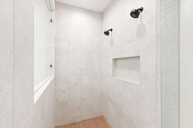 2802 Peregrine Trl, Longview, TX 75605