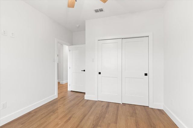 2802 Peregrine Trl, Longview, TX 75605