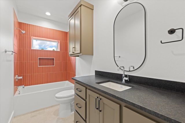 2802 Peregrine Trl, Longview, TX 75605