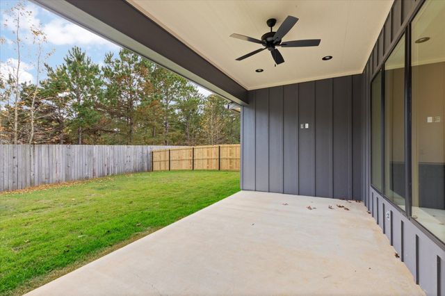 2802 Peregrine Trl, Longview, TX 75605