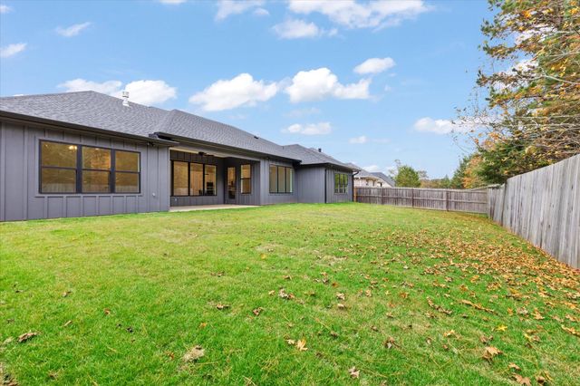 2802 Peregrine Trl, Longview, TX 75605