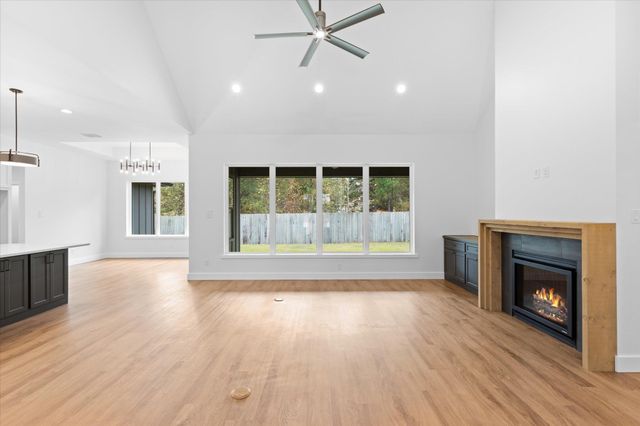 2802 Peregrine Trl, Longview, TX 75605