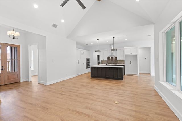 2802 Peregrine Trl, Longview, TX 75605