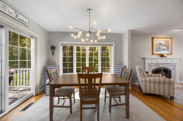 12 Coastal Lane, Hyannis, MA 02601