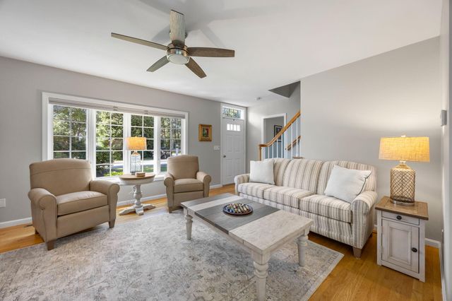 12 Coastal Lane, Hyannis, MA 02601