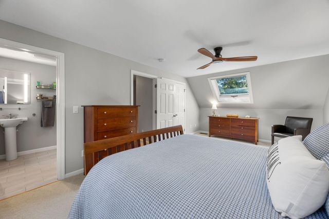12 Coastal Lane, Hyannis, MA 02601