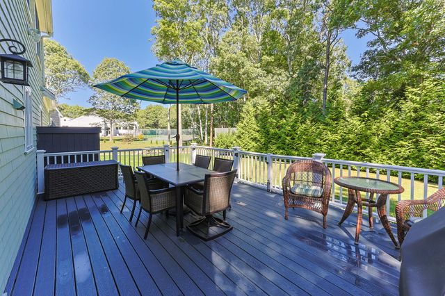 12 Coastal Lane, Hyannis, MA 02601