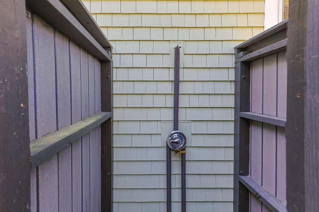 12 Coastal Lane, Hyannis, MA 02601