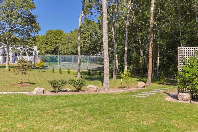 12 Coastal Lane, Hyannis, MA 02601