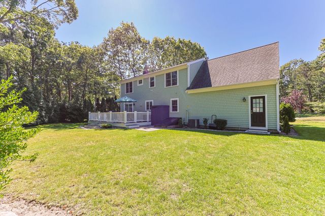 12 Coastal Lane, Hyannis, MA 02601