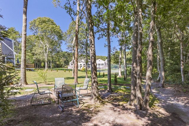 12 Coastal Lane, Hyannis, MA 02601