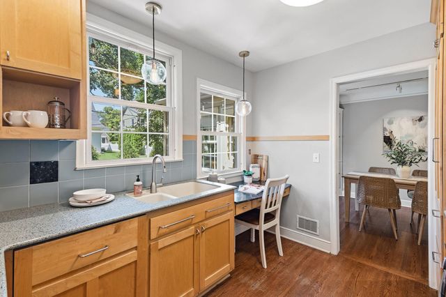 4228 Lynn Avenue, Edina, MN 55416