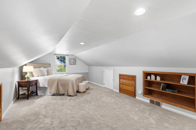 4228 Lynn Avenue, Edina, MN 55416
