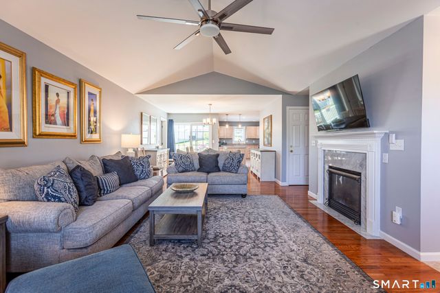 19 Oakview Place 19, Vernon, CT 06066
