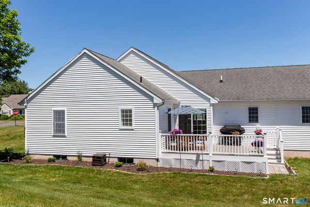 19 Oakview Place 19, Vernon, CT 06066