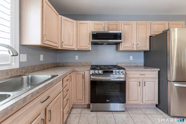 19 Oakview Place 19, Vernon, CT 06066