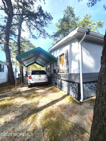 165 Mockingbird Way, Manchester, NJ 08759