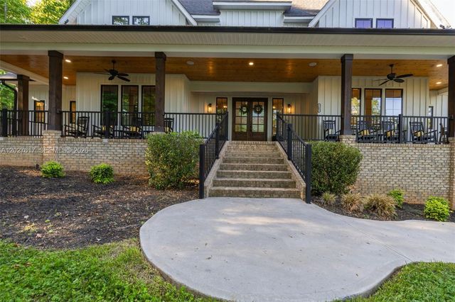 1642 Pineview Road, Randleman, NC 27317