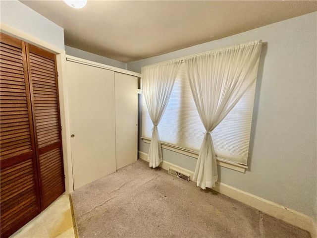 1012 Logan Street, St Joseph, MO 64505