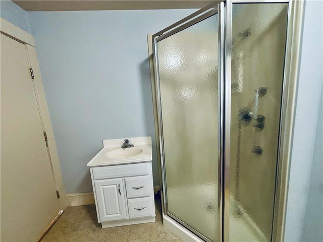 1012 Logan Street, St Joseph, MO 64505