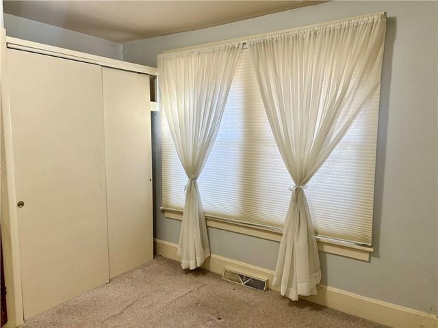 1012 Logan Street, St Joseph, MO 64505