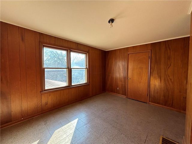 1012 Logan Street, St Joseph, MO 64505