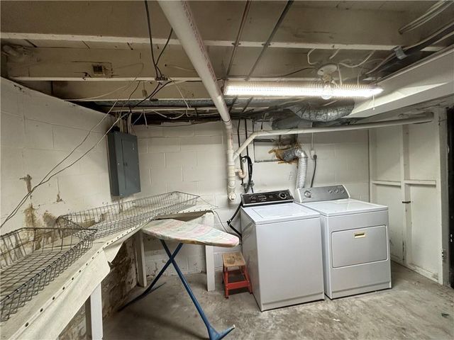 1012 Logan Street, St Joseph, MO 64505