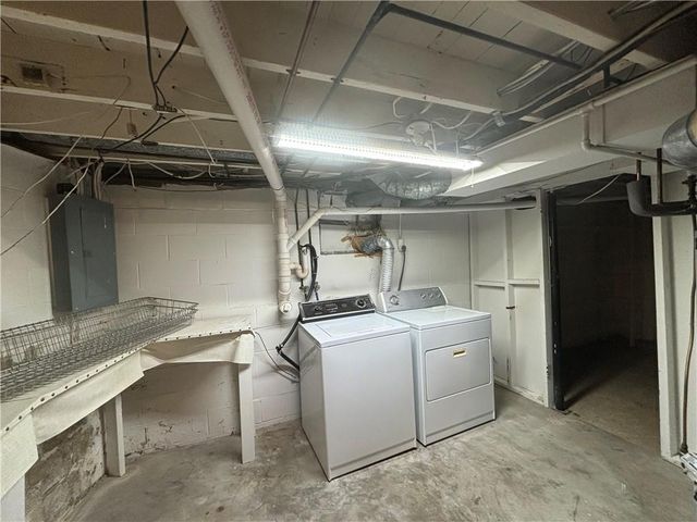 1012 Logan Street, St Joseph, MO 64505