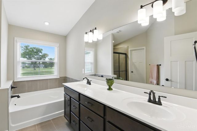 1387 Lake Run Drive, Turtle Creek Twp, OH 45036