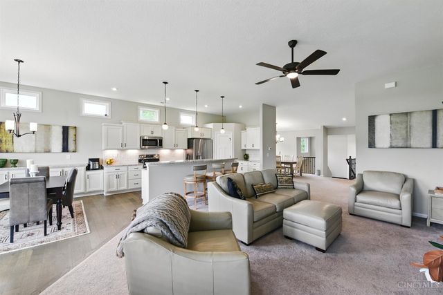 1387 Lake Run Drive, Turtle Creek Twp, OH 45036