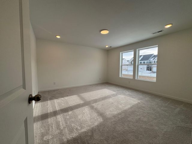 4971 Airlake Drive, Woodbury, MN 55129