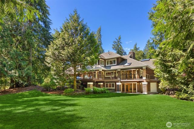 10199 Affirmed Lane NE, Bainbridge Island, WA 98110