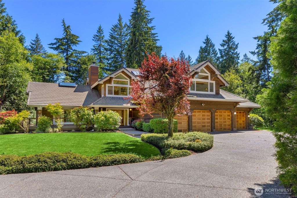 10199 Affirmed Lane NE, Bainbridge Island, WA 98110