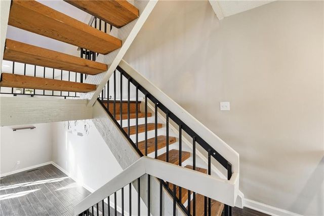 10132 Locust Street, Kansas City, MO 64131