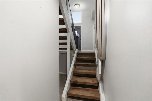 10132 Locust Street, Kansas City, MO 64131