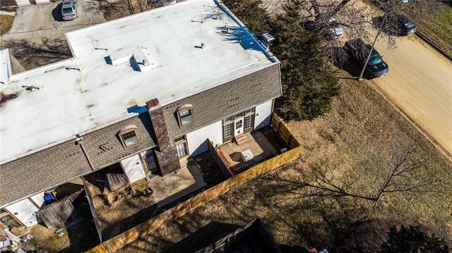 10132 Locust Street, Kansas City, MO 64131