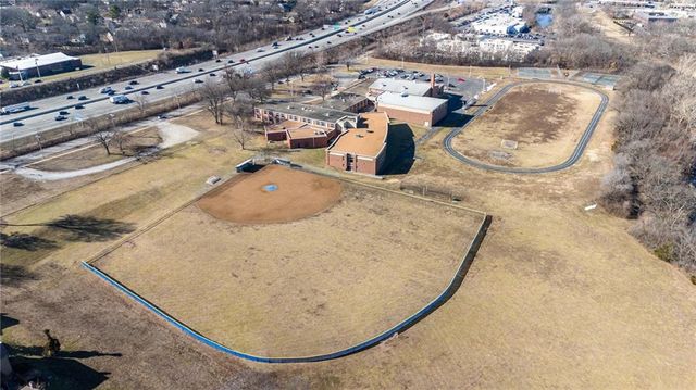 10132 Locust Street, Kansas City, MO 64131