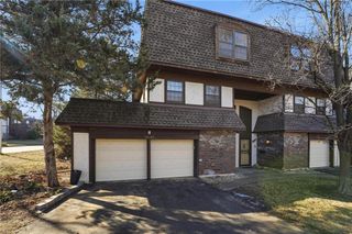 10132 Locust Street, Kansas City, MO 64131