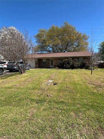 405 Canton Avenue, Wills Point, TX 75169